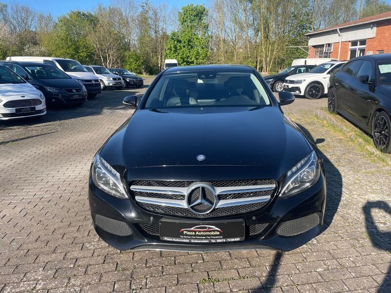 Gebraucht Mercedes C220 Avantgarde 170 PS (125 kW) 2016 Schwarz Limousine