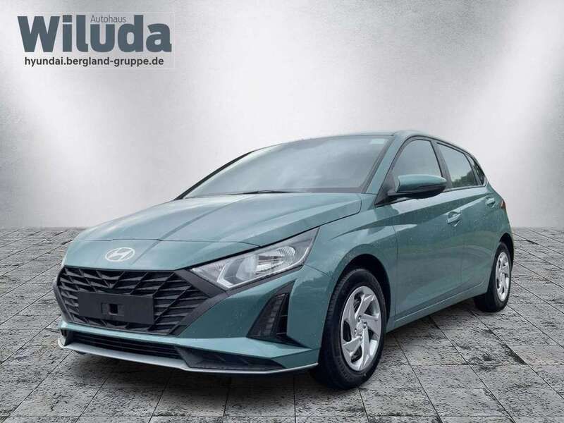 Mangrove green grün Neu 2025 Hyundai i20 Select Limousine | 20.650 € (Fairer Preis) - Bild 1/4