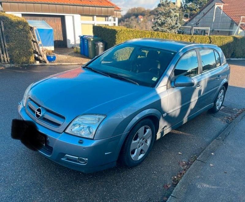 Grau Gebraucht 2004 Opel Signum Kombi | 1.500 € (Fairer Preis) - Bild 1/4
