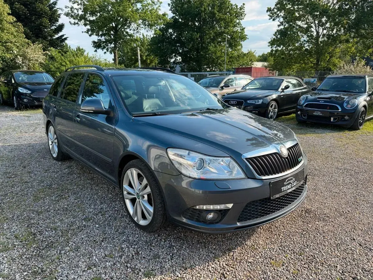 Gebraucht Skoda Octavia RS 170 PS (125 kW) 2010 Grau Kombi