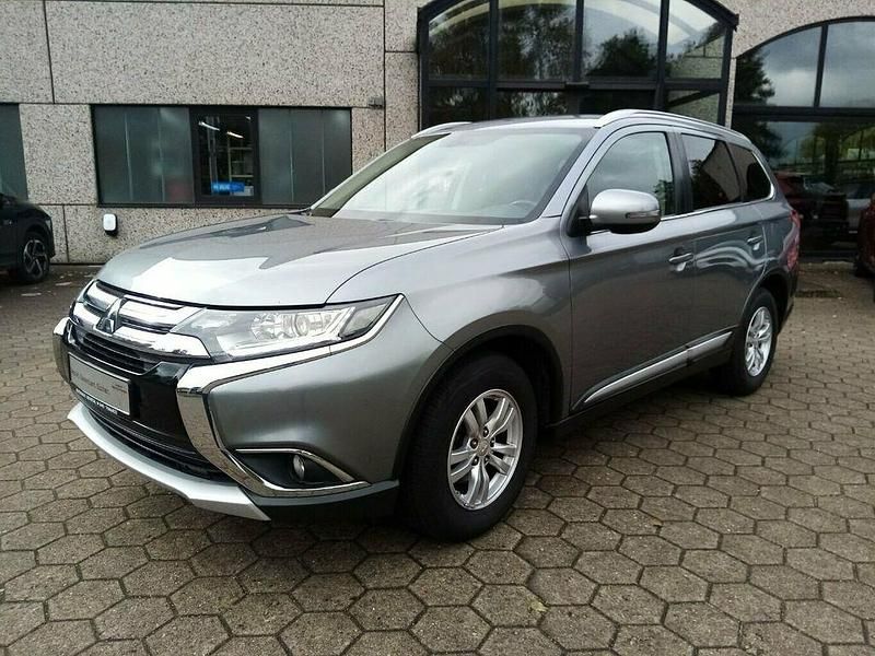Gebraucht Mitsubishi Outlander 150 PS (110 kW) 2017 Grau SUV