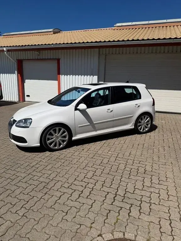 Gebraucht VW Golf VI R 250 PS (183 kW) 2008 Weiß Kleinwagen