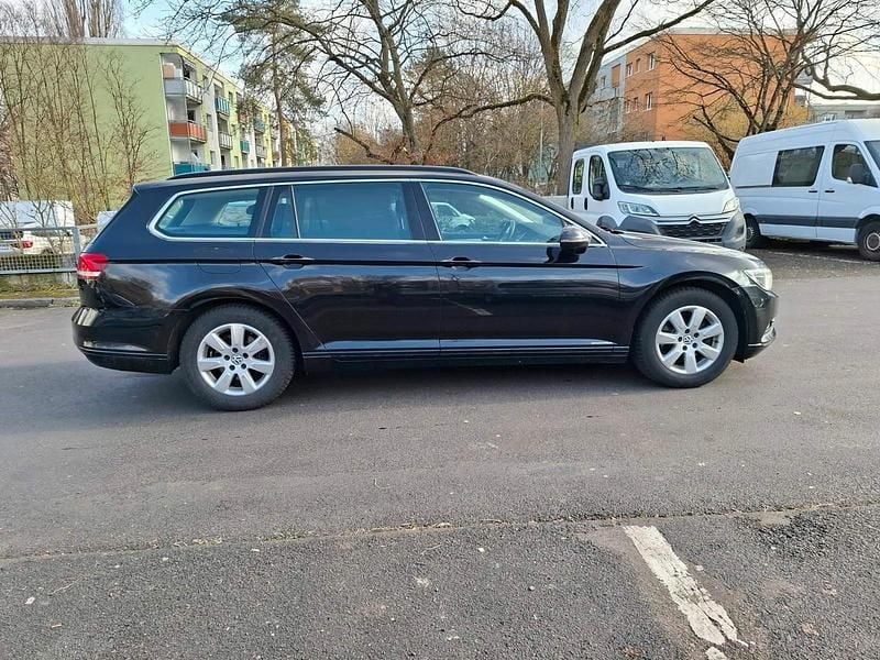 Gebraucht VW Passat 150 PS (110 kW) 2015 Schwarz Kombi