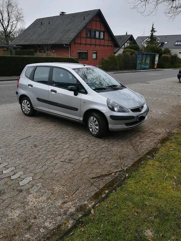 Gebraucht Honda Jazz 77 PS (56 kW) 2004 Silber Kleinwagen