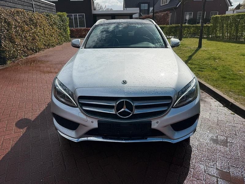 Second-hand Mercedes C180 156 CP (114 kW) 2018 Gri Break