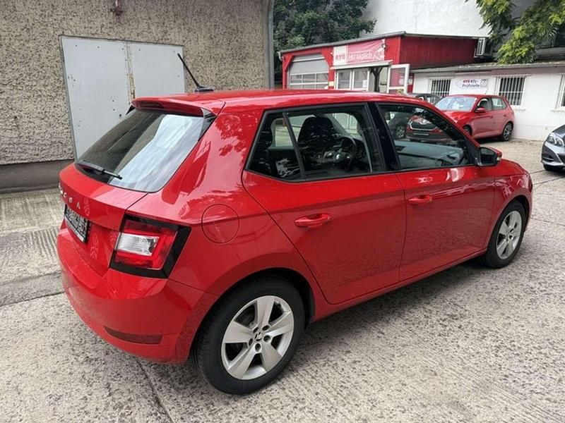 Gebraucht Skoda Fabia Active 60 PS (44 kW) 2021 Rot Kleinwagen