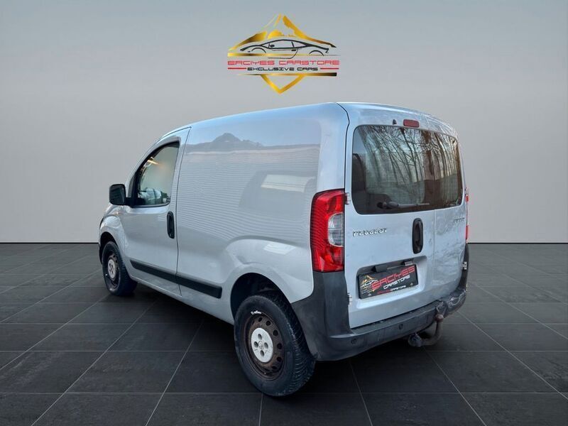 Gebraucht Peugeot Bipper Basis 68 PS (50 kW) 2010 Grau Van / Kleinbus