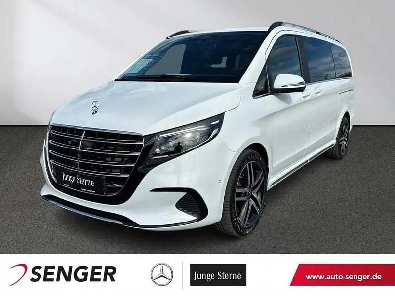 Weiß Gebraucht 2025 Mercedes V300 Exclusive Van / Kleinbus | 89.950 € (Superpreis) - Bild 1/1