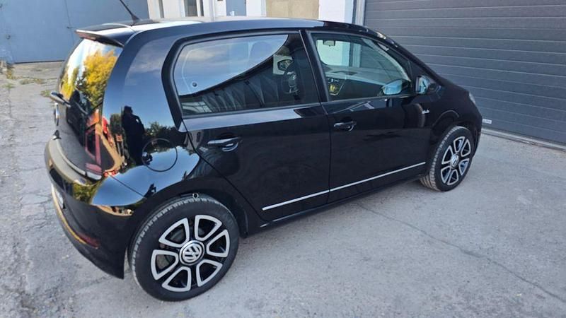 Schwarz Gebraucht 2017 VW up! CLUB Kleinwagen | 7.450 € (Fairer Preis) - Bild 1/4