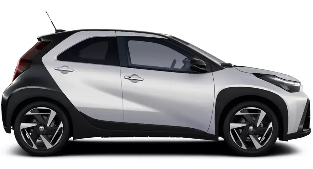 Neu Toyota Aygo X Lounge 116 PS (85 kW) 2026 Violett SUV
