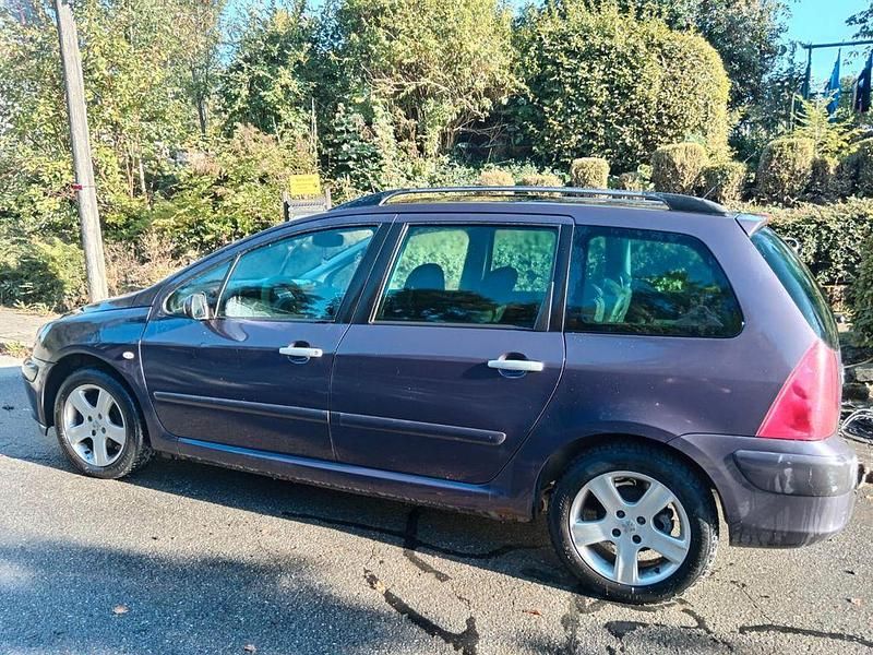 Violet Gebraucht 2003 Peugeot 307 Kombi | 900 € (Guter Preis) - Bild 1/4