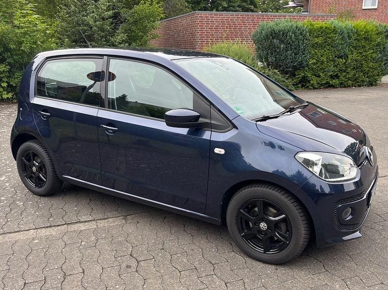 Blau Gebraucht 2015 VW up! Kleinwagen | 4.500 € (Guter Preis) - Bild 1/4