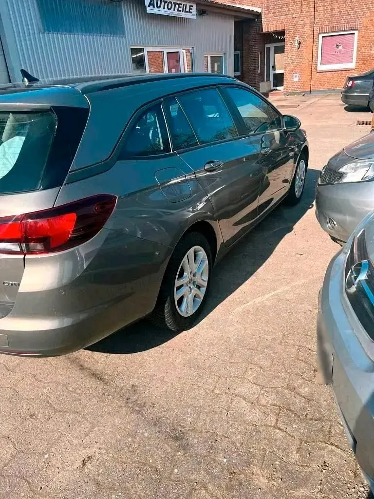 Gebraucht Opel Astra 136 PS (100 kW) 2016 Kombi