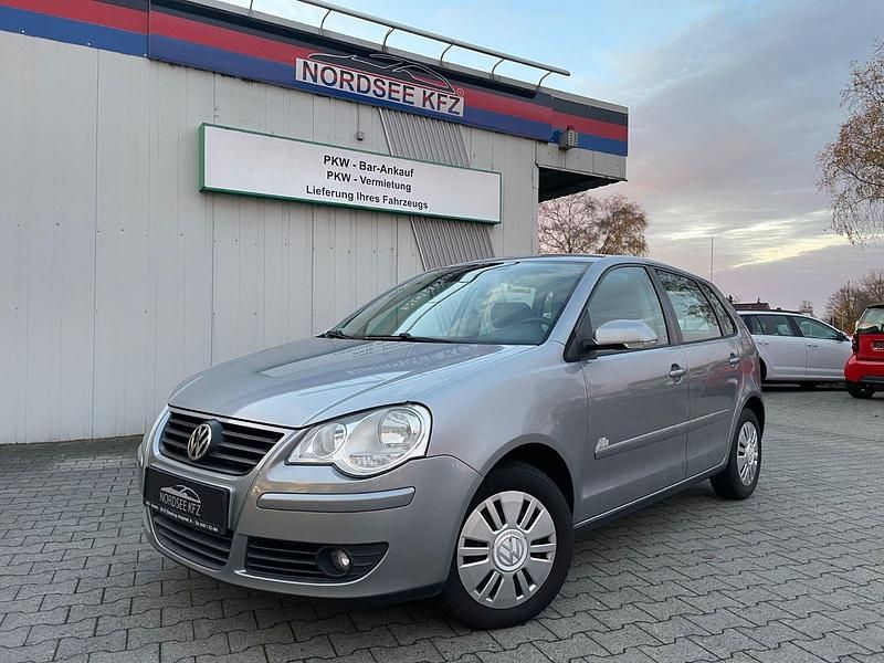 Silber Gebraucht 2008 VW Polo Comfortline Kleinwagen | 3.890 € (Etwas zu teuer) - Bild 1/4