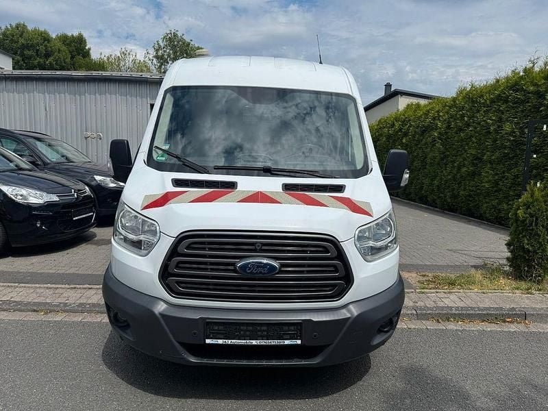 Weiß Gebraucht 2016 Ford Transit Trend Van / Kleinbus | 9.999 € (Superpreis) - Bild 1/4
