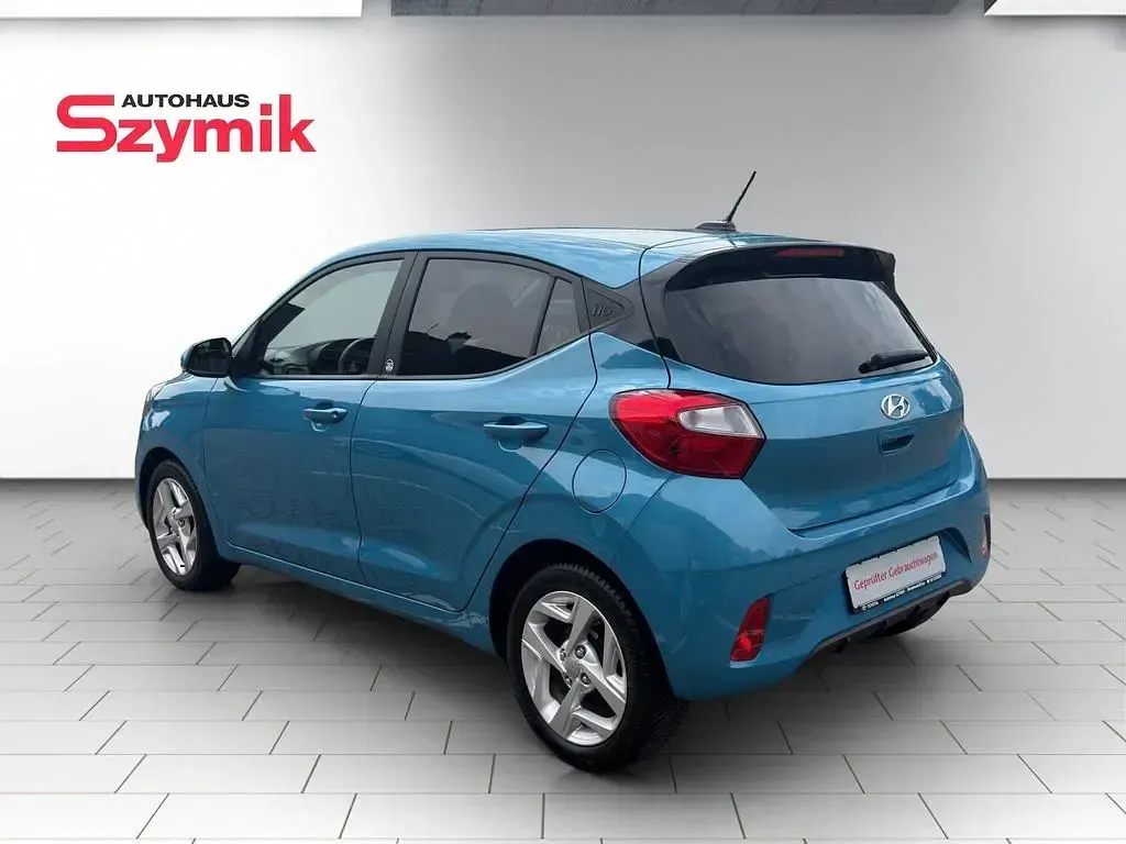 Gebraucht Hyundai i10 Edition 30 67 PS (49 kW) 2022 Blau Kleinwagen