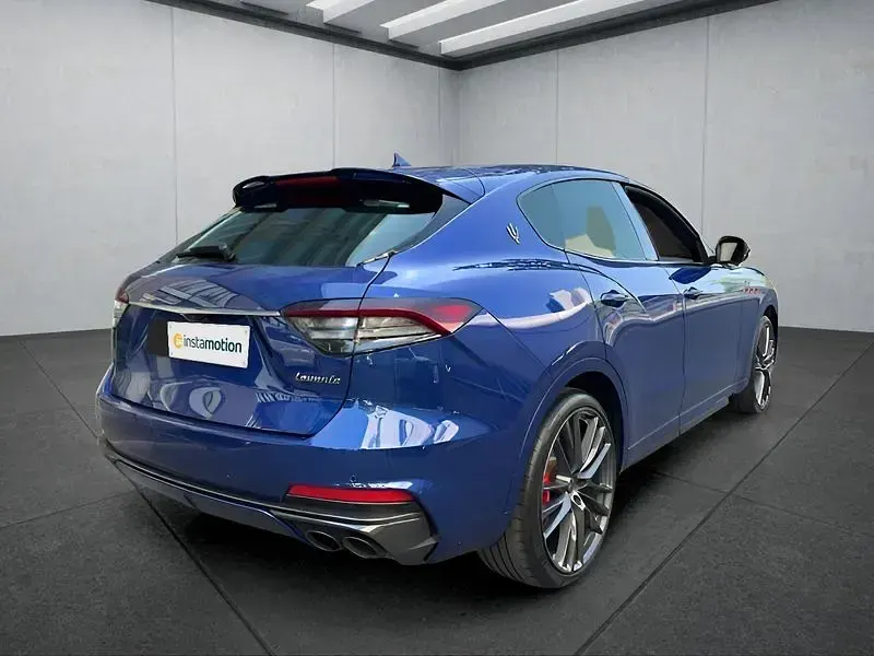Gebraucht Maserati Levante 581 PS (427 kW) 2024 Blau SUV