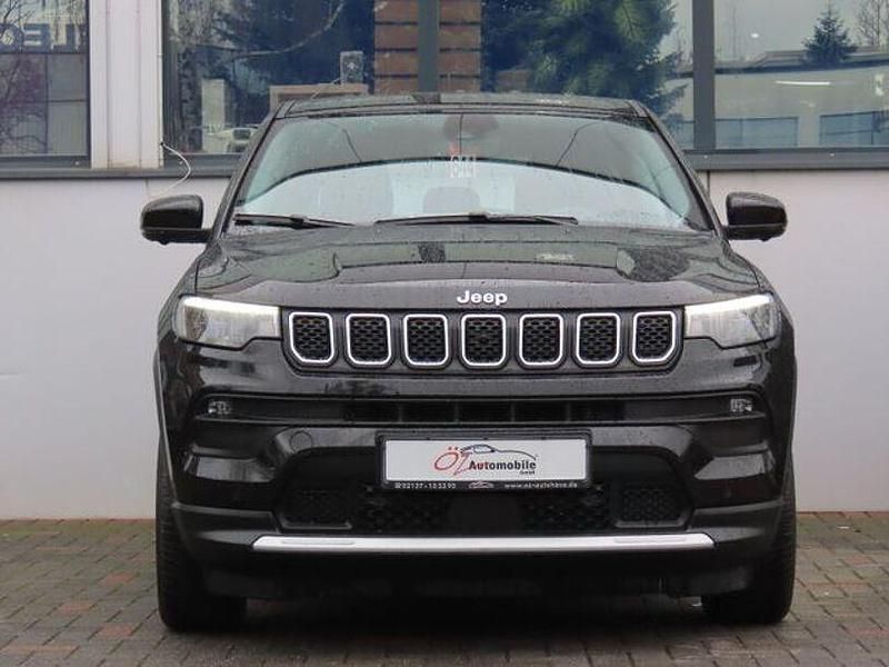 Second-hand Jeep Compass 131 CP (96 kW) 2024 Negru SUV