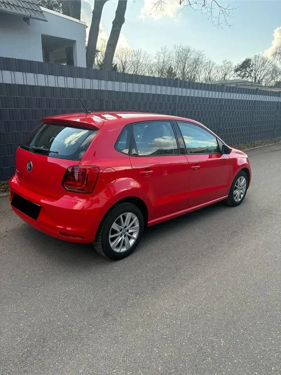 Gebraucht VW Polo Comfortline 60 PS (44 kW) 2017 Rot Kleinwagen