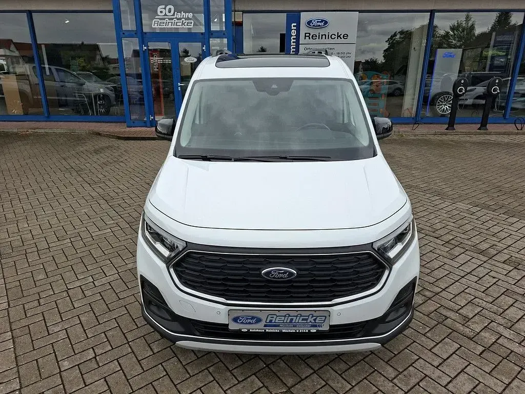 Gebraucht Ford Grand Tourneo Connect Active 122 PS (89 kW) 2022 Weiß Van / Kleinbus
