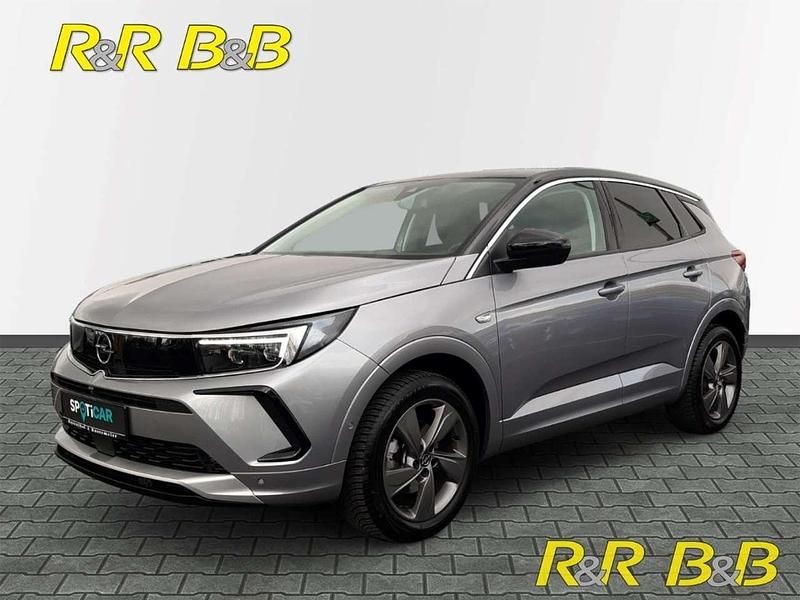 Lack grau artense/metallic klarlack (metallic) Gebraucht 2023 Opel Grandland X Elegance SUV | 27.980 € (Teuer) - Bild 1/4
