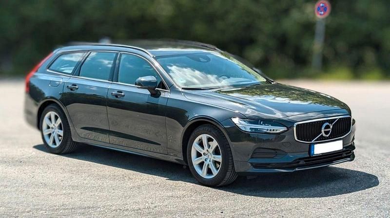 Grau Gebraucht 2018 Volvo V90 Kombi | 14.000 € - Bild 1/4