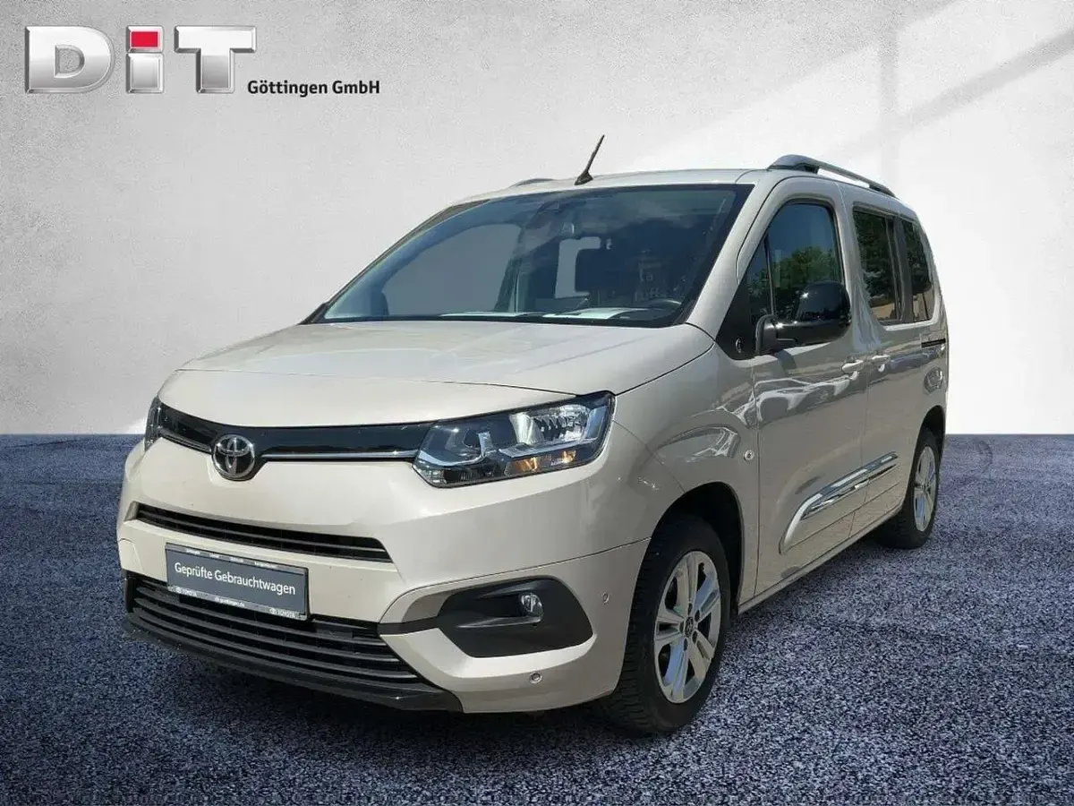 Gebraucht Toyota Proace Verso City 110 PS (80 kW) 2022 Sand Kombi