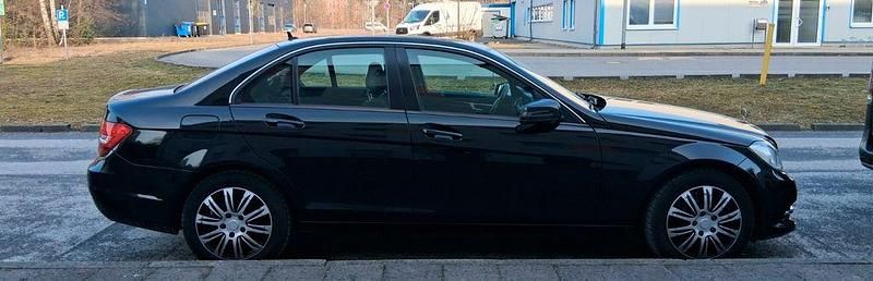 Gebraucht Mercedes C180 156 PS (114 kW) 2012 Schwarz Limousine