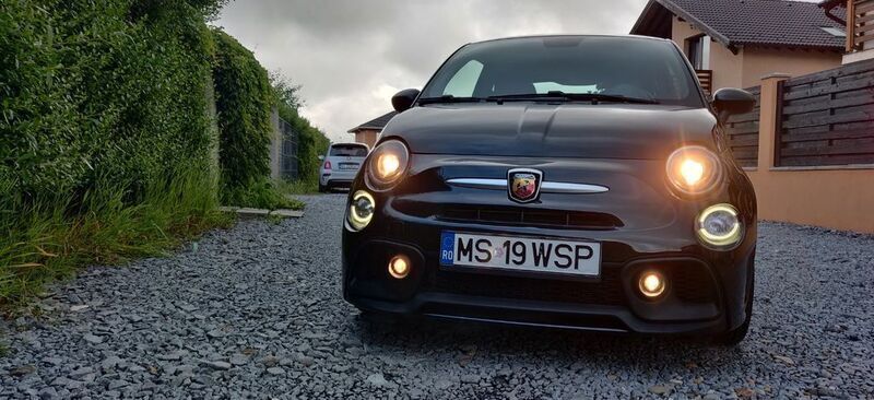 Schwarz Gebraucht 2019 Abarth 595 Turismo Kleinwagen | 17.600 € (Fairer Preis) - Bild 1/4