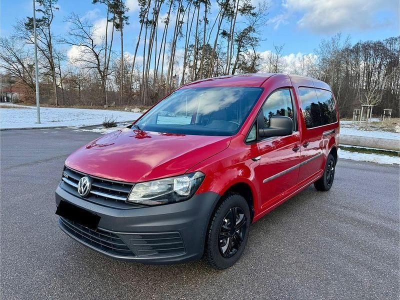 Gebraucht VW Caddy Maxi 110 PS (80 kW) 2017 Rot Van / Kleinbus