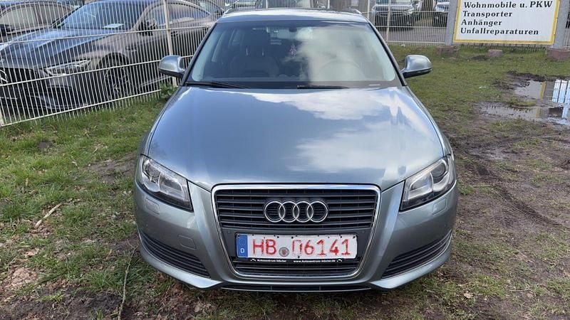 Gebraucht Audi A3 Ambiente 160 PS (117 kW) 2009 Grau Kleinwagen