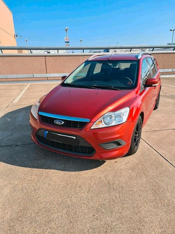 Second-hand Ford Focus 109 CP (80 kW) 2008 Portocaliu Break