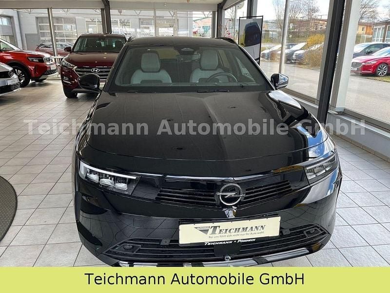 Neu Opel Astra Edition 145 PS (106 kW) 2026 Schwarz Kombi
