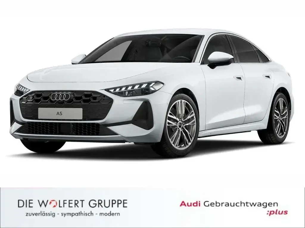 Gebraucht Audi A5 Basis 204 PS (150 kW) 2025 Gletscherweiß metallic Limousine