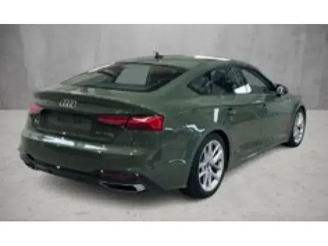 Gebraucht Audi A5 Sportback S-Line 204 PS (150 kW) 2024 Distriktgrün metallic Kleinwagen