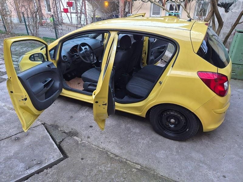 Gebraucht Opel Corsa 80 PS (58 kW) 2008 Gelb Kleinwagen