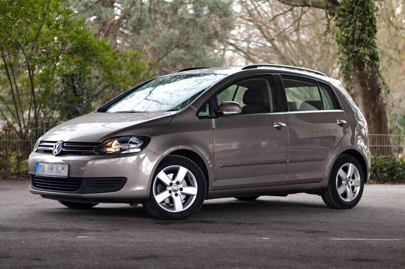 Braun Gebraucht 2011 VW Golf Plus Comfortline Van / Kleinbus | 4.500 € (Fairer Preis) - Bild 1/4