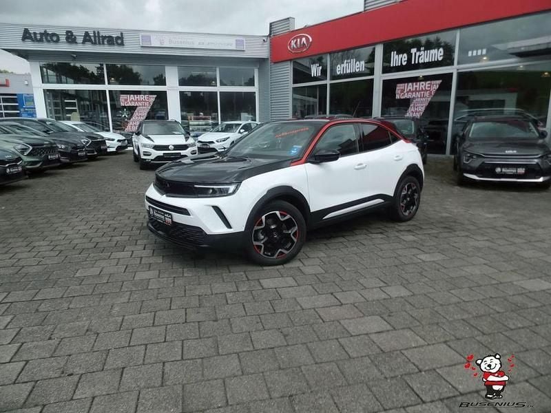Weiß Gebraucht 2022 Opel Mokka-e GS Line SUV | 24.987 € (Teuer) - Bild 1/4