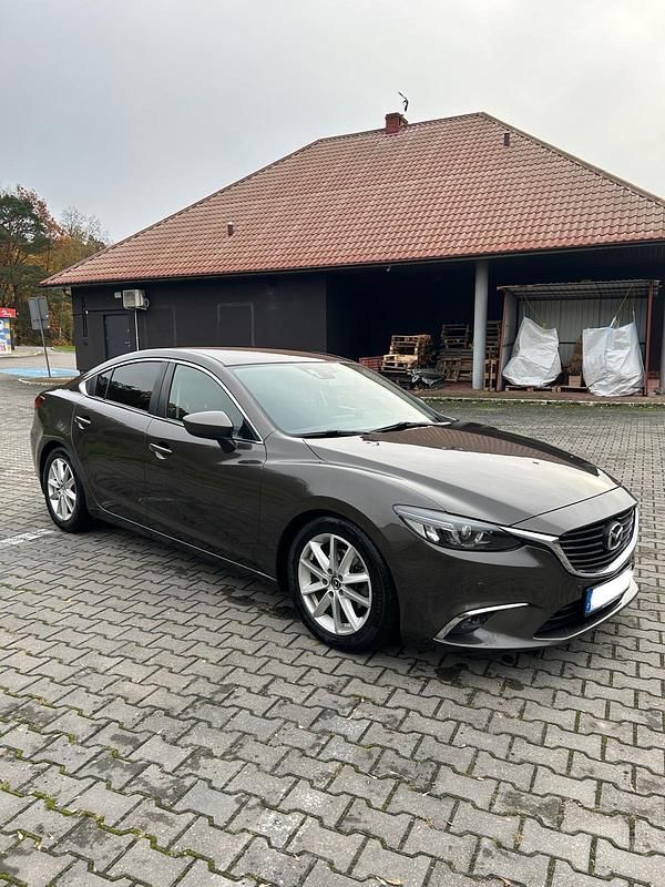 Braun Gebraucht 2015 Mazda 6 Exclusive-Line Limousine | 12.500 € (Fairer Preis) - Bild 1/4