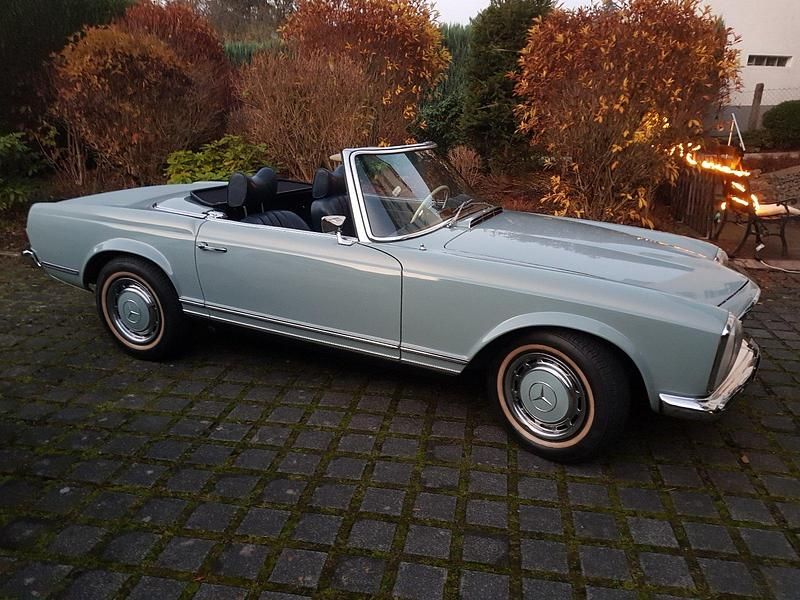 Blau Gebraucht 1969 Mercedes SL280 Cabrio | 97.000 € - Bild 1/4
