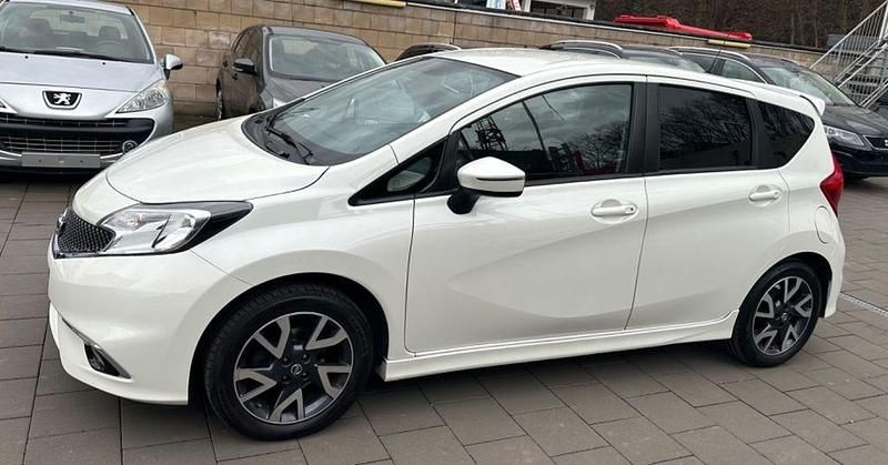 Gebraucht Nissan Note Acenta 98 PS (72 kW) 2015 Weiß Van / Kleinbus