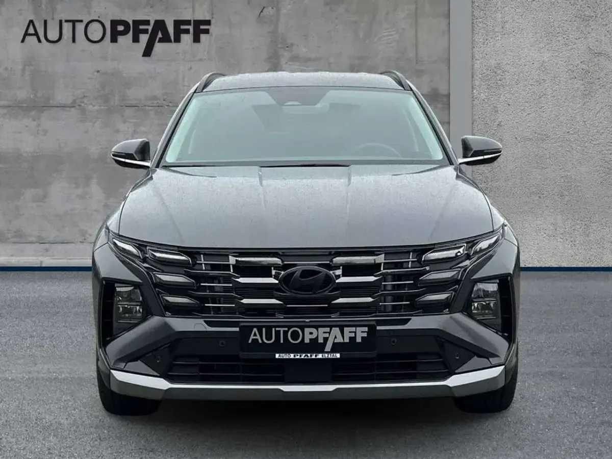 Neu Hyundai Tucson Trend 150 PS (110 kW) 2026 Ecotronic grey SUV