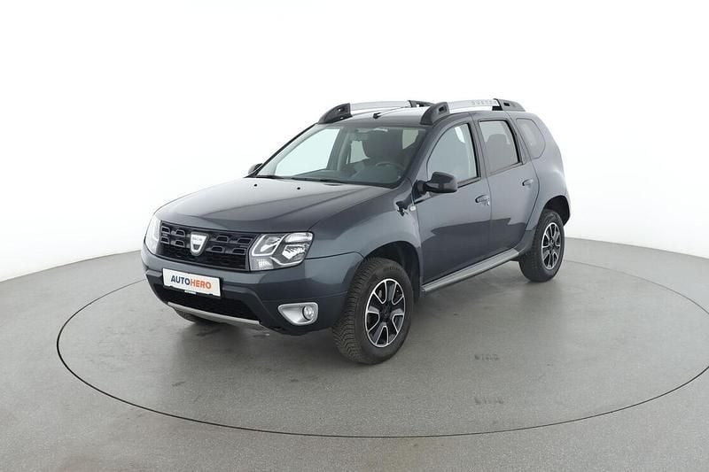 Grau Gebraucht 2017 Dacia Duster Black Shadow SUV | 9.800 € (Fairer Preis) - Bild 1/3
