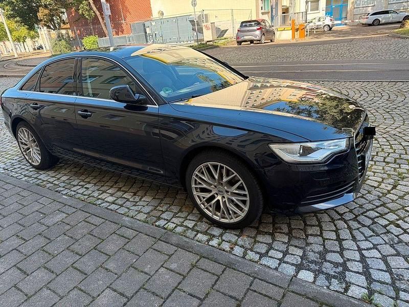Schwarz Gebraucht 2014 Audi A6 Ambiente Limousine | 19.000 € - Bild 1/4
