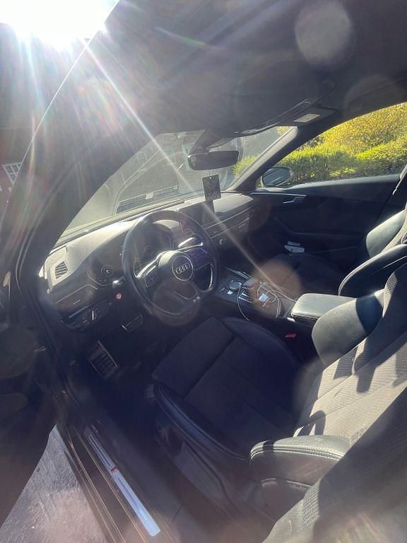 Gebraucht Audi A4 Sport 272 PS (200 kW) 2018 Grau Kombi