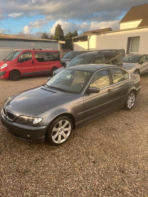 Gebraucht BMW 320 170 PS (125 kW) 2002 Silber Limousine