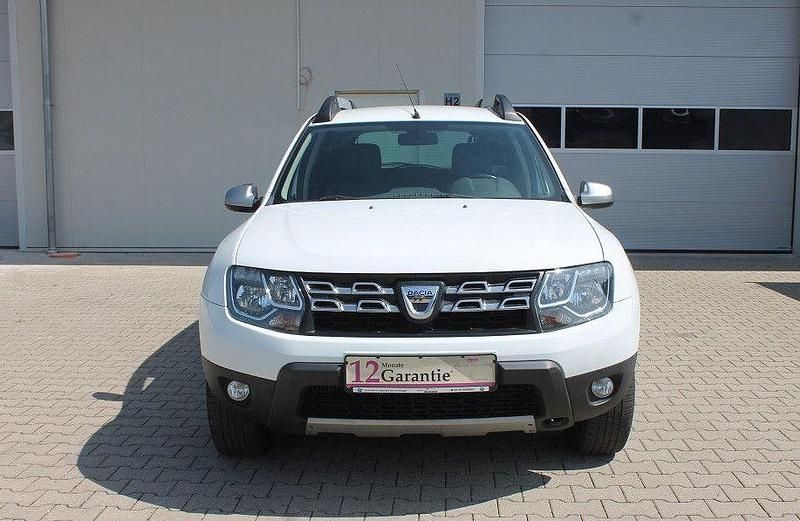 Gebraucht Dacia Duster Prestige 125 PS (91 kW) 2015 Weiß SUV