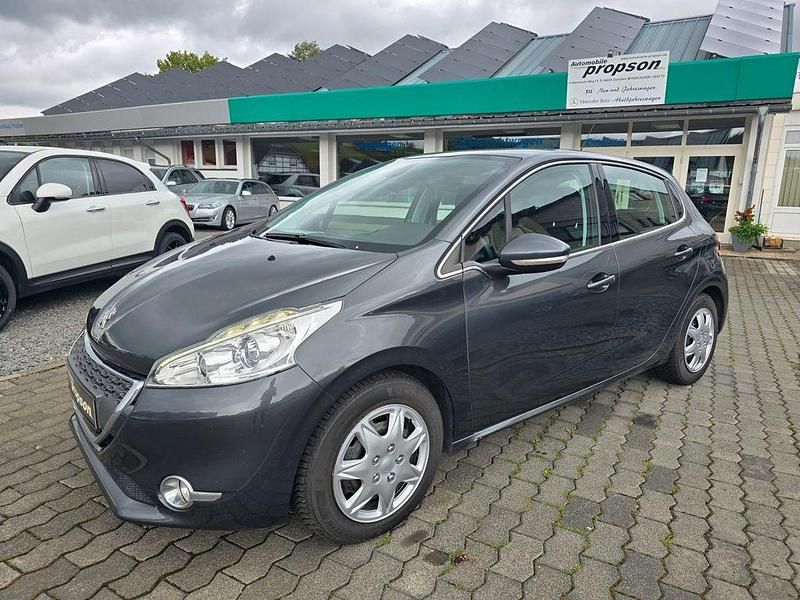 Lack grau shark/metalliclacki Gebraucht 2013 Peugeot 208 Allure Kleinwagen | 4.890 € (Fairer Preis) - Bild 1/4