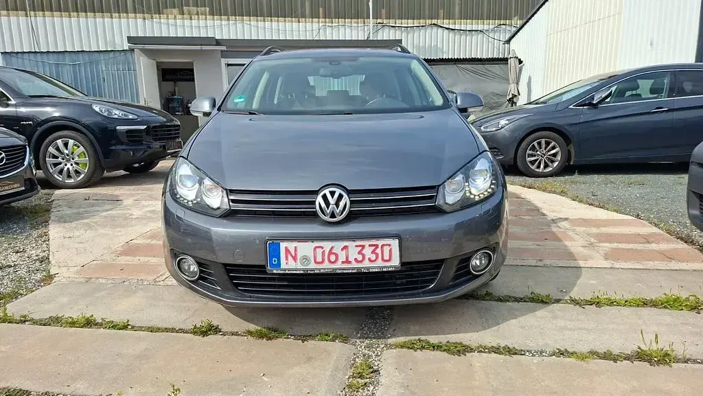 Gebraucht VW Golf VI Comfortline 105 PS (77 kW) 2013 Grau Kombi