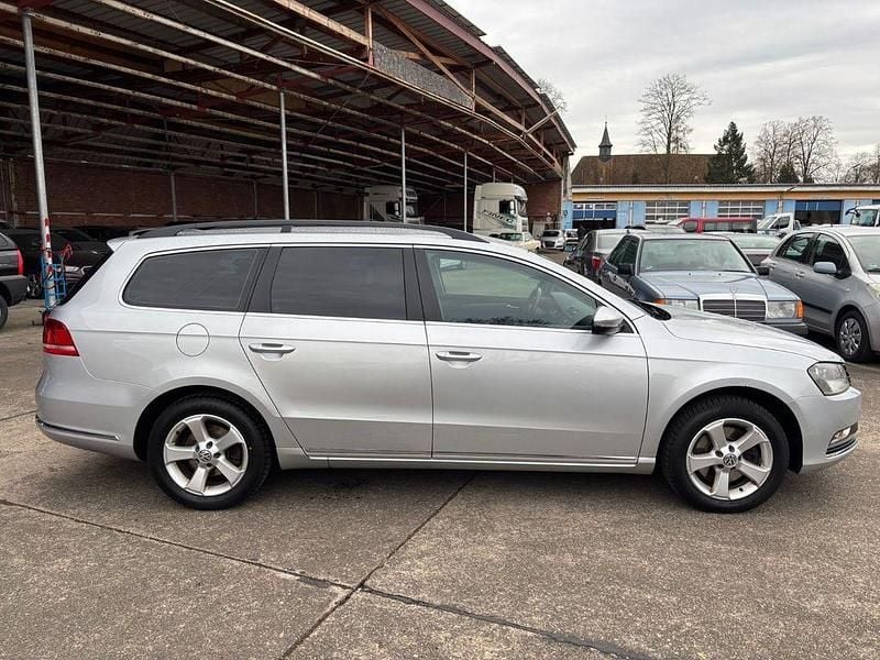 Gebraucht VW Passat Comfortline 122 PS (89 kW) 2011 Silber Kombi